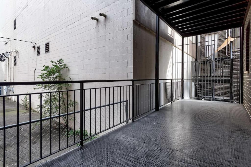 Stunning Duplex Condo #1 - Downtown River North Chicago Exterior photo